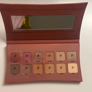 ILLAMASQUA Unveiled Artistry EYESHADOW PALETTE